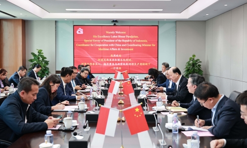 印度尼西亚对华合作牵头人、海洋事务与投资两全局长卢胡特莅临非凡国际调研